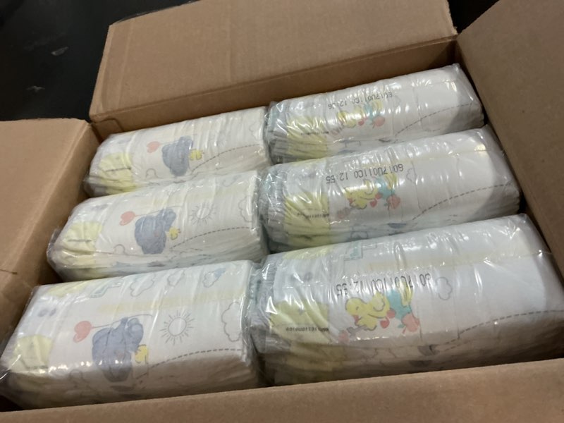 Condition photo showing New/Like New for Pampers Swaddlers Diapers, Size 4 (15-34 lbs), 150 Count, Absorbent, Keeps Baby Dry and Comfortable, Skin Safe Disposable Baby Diaper (Packaging May Vary) Size 4 150