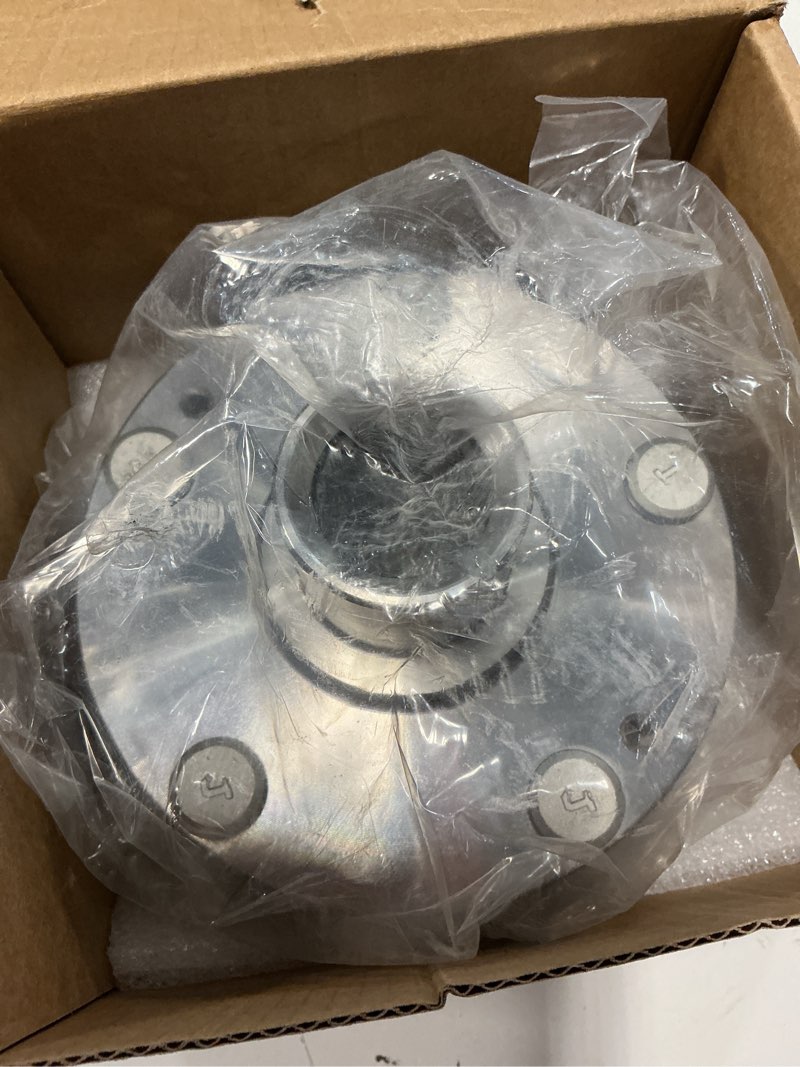 Condition photo showing Good Condition for 51750-2k000 front wheel bearing and hub assembly compatible with kia soul 2010-2016 soul ev 2015-2019