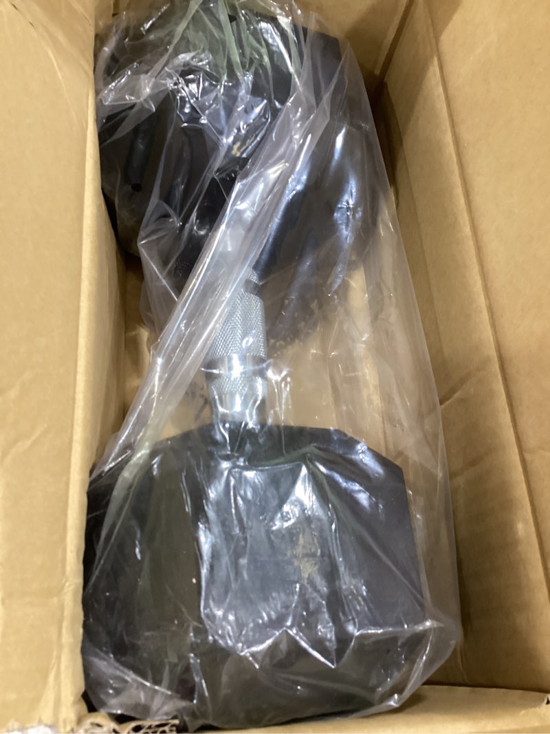 Condition photo showing Good Condition for amazon basics rubber hex dumbbell hand weight 40 pounds 40 pounds