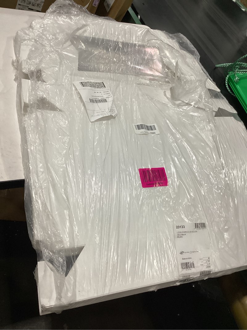 Condition photo showing Good Condition for southern champion tray 23133 white paperboard window bakery box, 19" length x 14" width x 4" height (case of 50) white window 19" x 14" x 4"