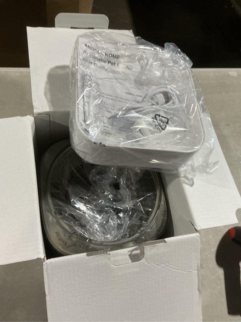 Condition photo showing Good Condition for automatic cat feeder, 4l cat food dispenser with 10s voice recorder, pet feeder up to 8 meals per day, timed dog feeder with dry food sealed ring (white, 4l-basic)