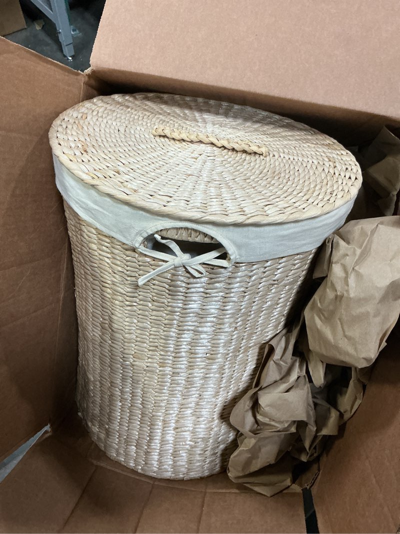 Condition photo showing Good Condition for (Similar)Kichvoe Cesta de lavandería tejida hecha a mano con