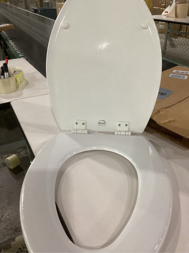 Condition photo showing Good Condition for bemis 1500ec 390 lift-off wood elongated toilet seat, cotton white (pack of 1)