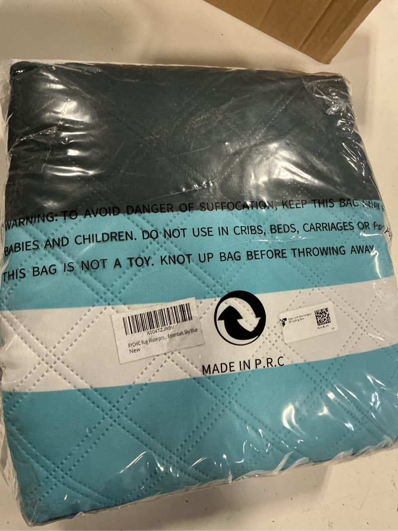 Condition photo showing New/Like New for rychic waterproof beach blanket picnic mat outdoor rug extra large sandproof portable xl big towel umbrella folding pop tent shelter shade canopy ball fan bag manta playa wedding registry must have