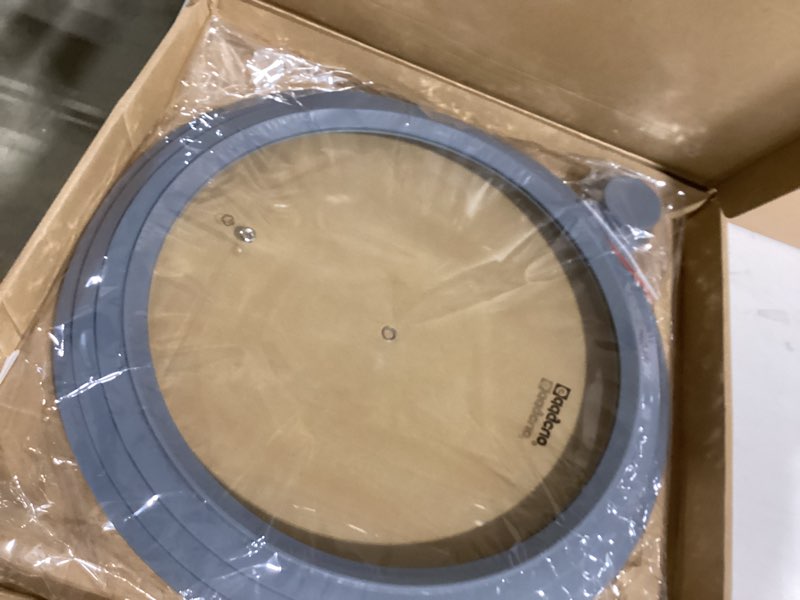 Condition photo showing New/Like New for 13-14-15 in Universal Pan Lid, Extra Large Silicone Pot Lid for Pots, Pans & Skillets, Replacement Frying Pan Lid with Heat Resistant Silicone Knob, Dishwasher Safe, Grey 13''-14''-15'' Grey