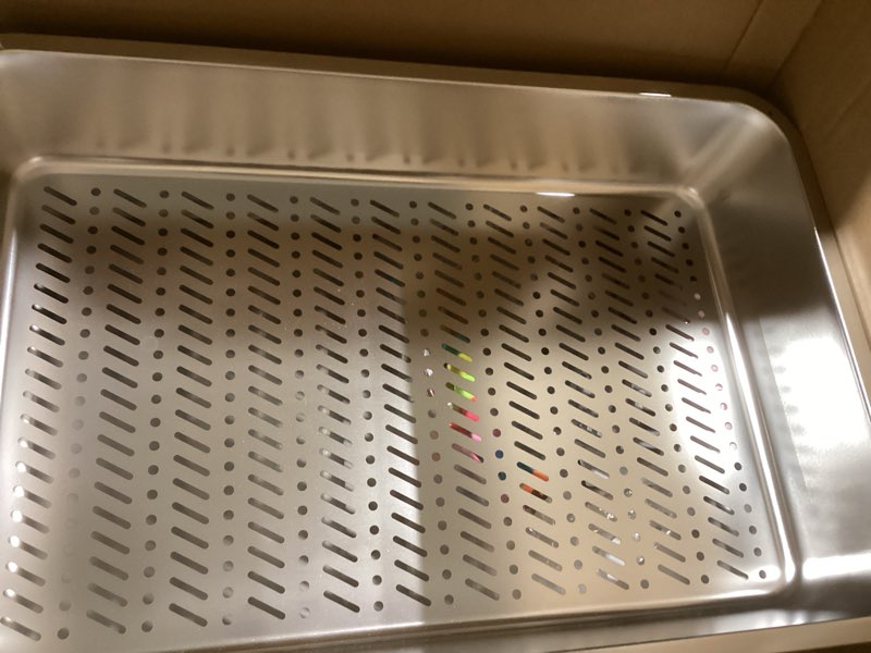 Condition photo showing Good Condition for 2 Pack Stainless Steel Sifting Litter Box, Sifting Cat Litter Box for Wood Pine Pellets,Extra Large XL Sifter Litter Pan System with Litte Liners and Scoop-23.6''L x 15.7''W x 6''H 2 Pack Silver-23.6''L x 15.7''W x 6''H