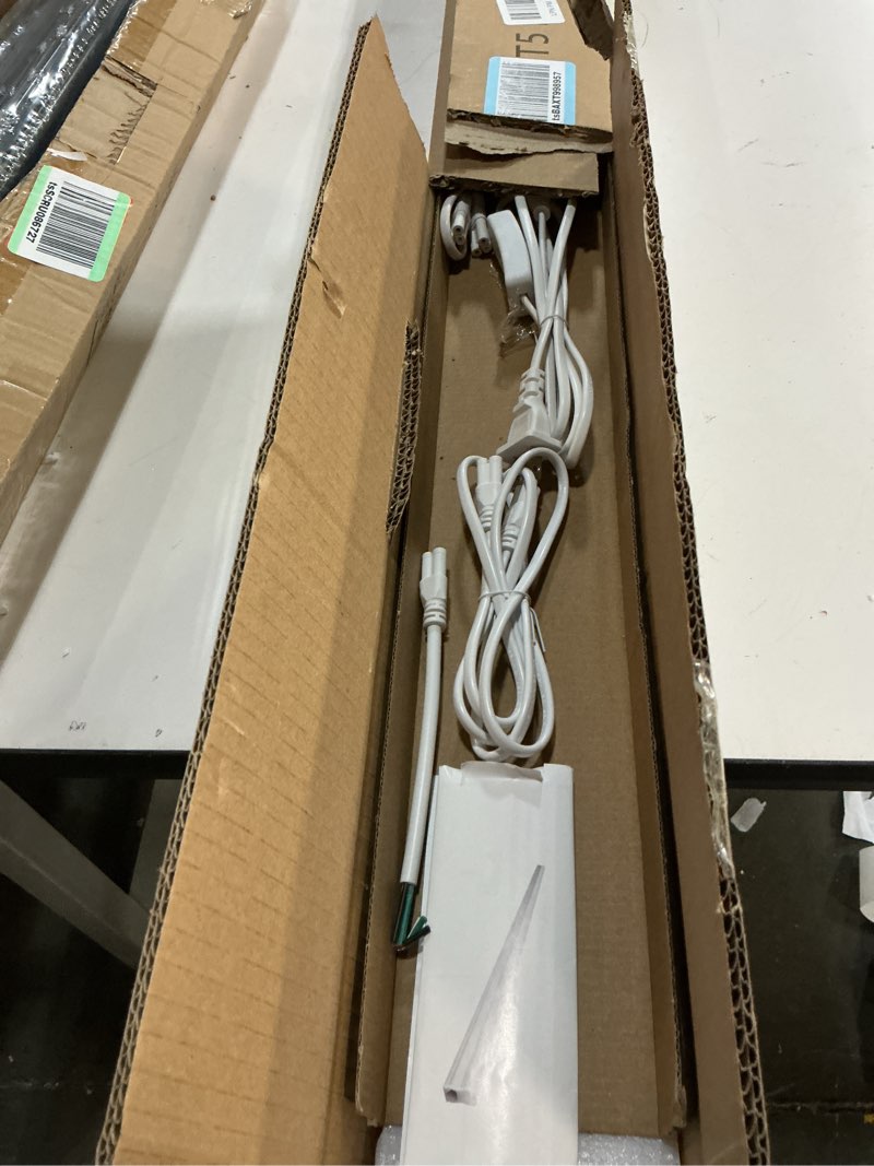 Condition photo showing Good Condition for (4 Pack) 4FT T5 LED Shop Light,6500K,20W,2300LM(Super Bright White) Linkable LED Integrated Fixture,Garage Ceiling and Cabinet Light,Strip Light,Corded Electric with ON/Off Switch