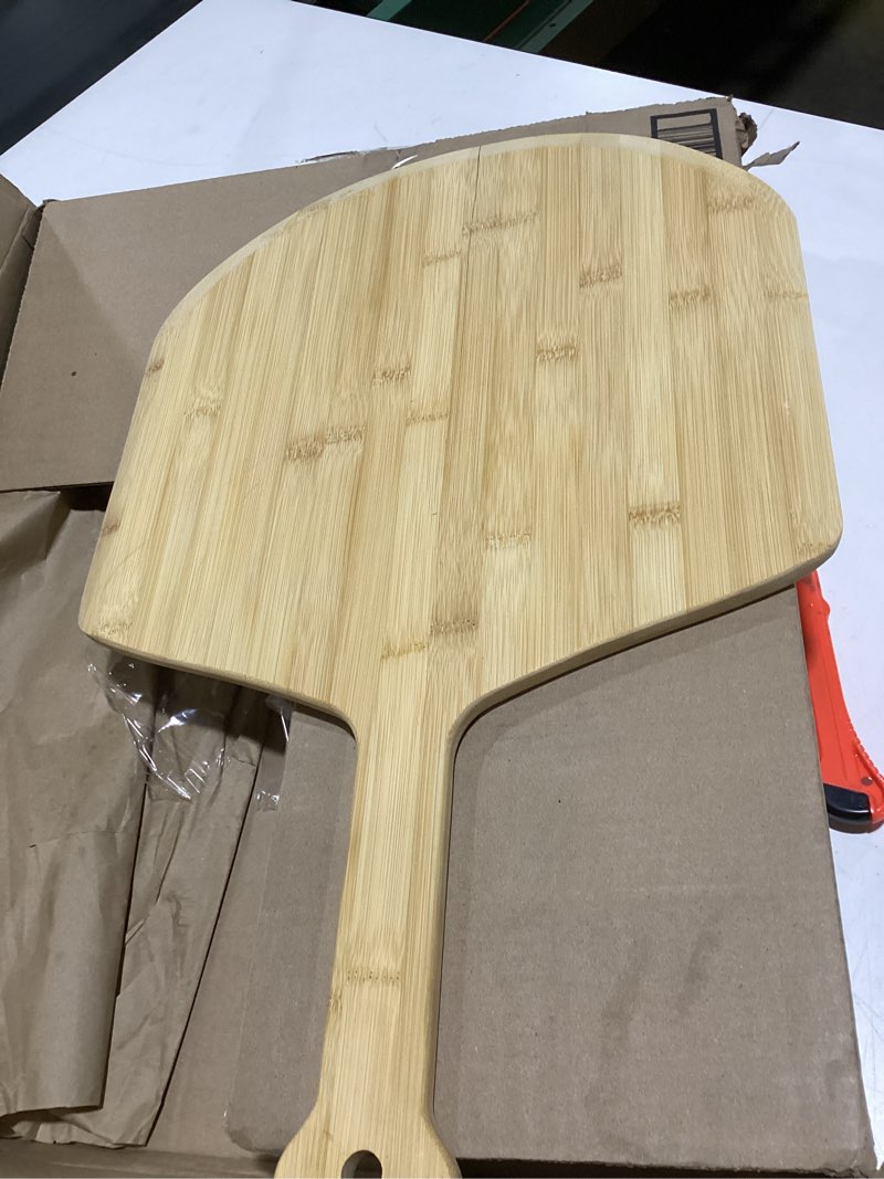 Condition photo showing Good Condition for Mimiuo Natural Bamboo Pizza Peel - 15 Inch Wooden Pizza Spatula for Baking Homemade Pizza Bread and Cutting Fruit Vegs