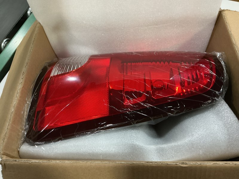 Condition photo showing Good Condition for nakuuly tail light halogen type compatible with 2009-2018 dodge ram 1500 2500 3500 non-led model driver and passenger side taillight rear lamp assembly with bulbs # 55277415ad 55277414ae
