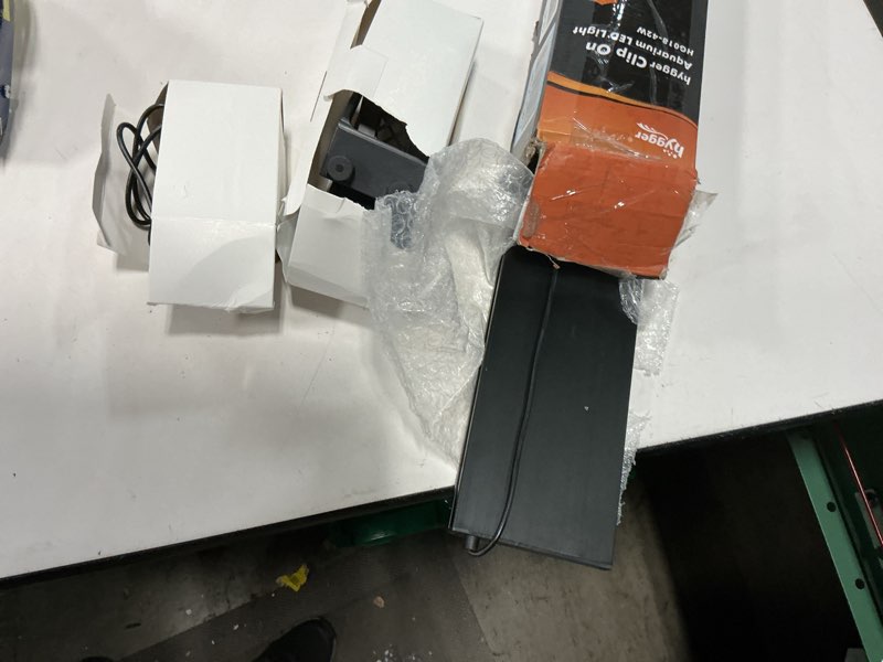 Condition photo showing Good Condition for hygger clip on full spectrum aquarium led light, 42w day-night dual timer sunrise-day-sunset-moon fish tank light, adjustable timer brightness with 9 colors for planted tank 42w for 43~55inch long tank