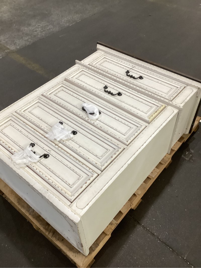 Signature Design by Ashley Realyn Vintage 5 Drawer Chest, White