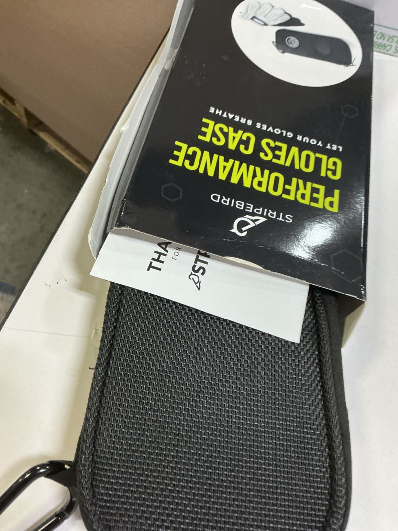 Condition photo showing Good Condition for Stripebird - Performance Golf Gloves Case Stealth Black