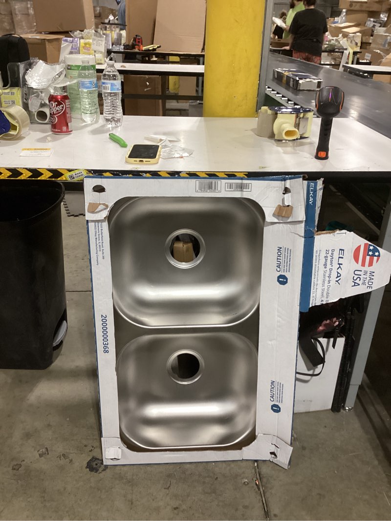 Condition photo showing Good Condition for Elkay Dayton Drop-in 33-in x 22-in Stainless steel Double equal bowl 22 -Gauge Kitchen Sink