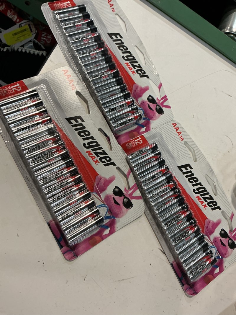 Condition photo showing Good Condition for energizer max alkaline aaa batteries - 3 pack
