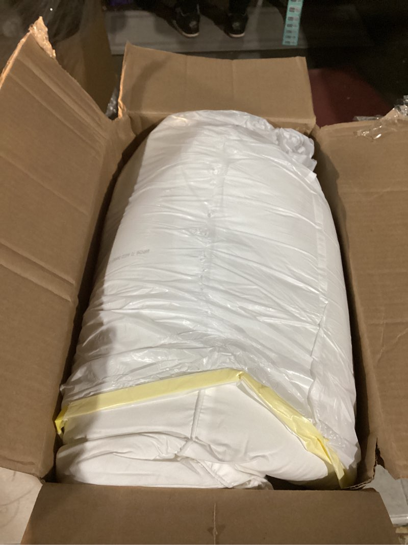 Condition photo showing Good Condition for Farm To Home 100% Organic Cotton Cover Pillows Queen/Standard Size Set of 2, Down Alternative Hotel Quality Soft Bed Pillow for Back & Side Sleepers, Machine Washable, 20"x28", White Queen(Pack of 2)