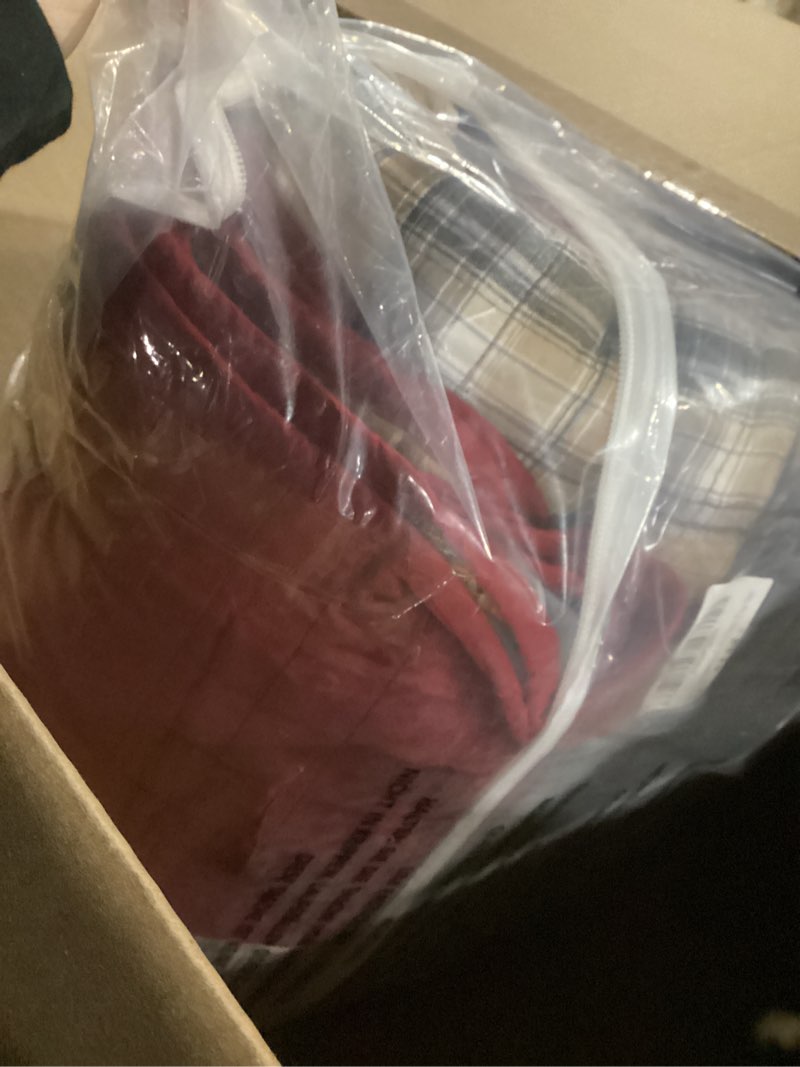Condition photo showing Good Condition for Secgo Imports Velvet King Size Comforter Set- Cotton & Velvet Quilt King Size Set, Red, Black bedspreads (96 * 108 Inch) with 2 Pillow Shams, Patchwork Reversible Lightweight Bedding King(98"x106") Rose