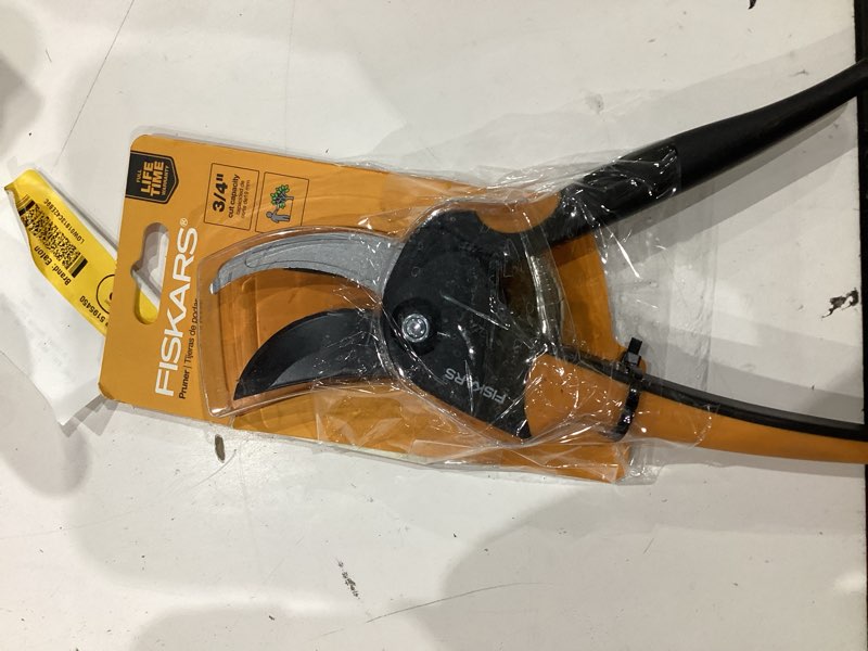 Condition photo showing As Is for fiskars steel bypass hand pruner with standard handle