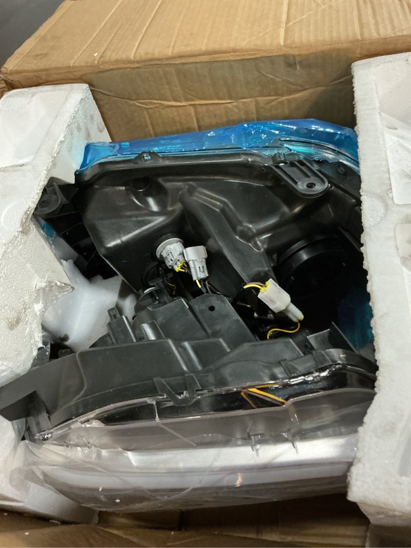 Condition photo showing Good Condition for kuiperauto pair led reflector headlights assembly compatible for 2014-2021 toyota tundra with led drl tubes front lamps chrome housing/clear lens/amber corner led drl/amber turn light 2014-2021