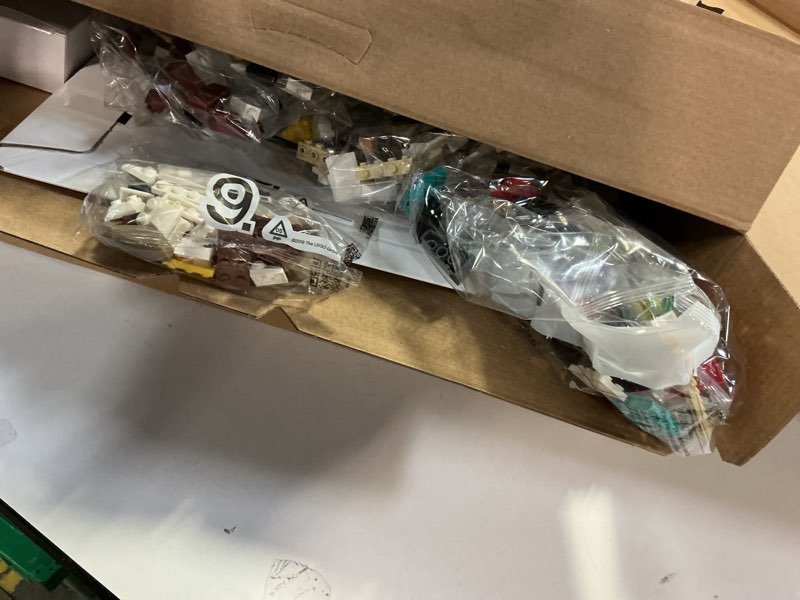 Condition photo showing New/Like New for LEGO Ideas Motorized Lighthouse 21335 Adult Model Building Kit, Complete with Rotating Lights, Quaint Cottage and a Mysterious Cave, Creative Gift Idea