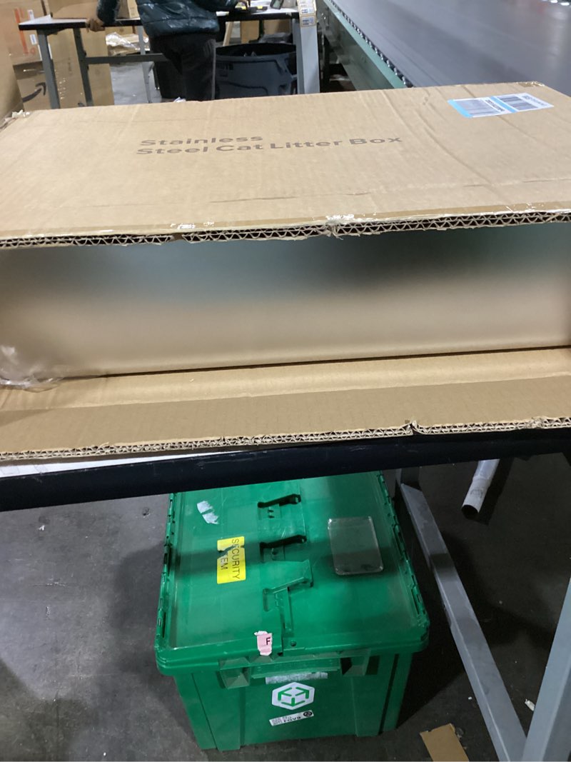 Condition photo showing Good Condition for Stainless Steel Litter Box | XL Enclosed Cat Litter Boxs with Lid for Big Cats | High Sided, Anti-Urine Leakage | Non-Stick Bottom & Includes Litter Mat & Metal Scoop X-Large Silver Gray