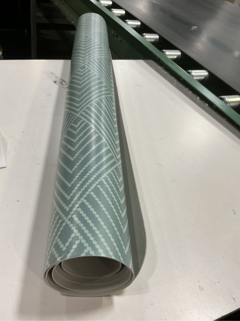 Condition photo showing Good Condition for 36\\\" × 48\\\" Plastic Office Chair Mat for Hardwood Floor, Boho Style Heavy Duty