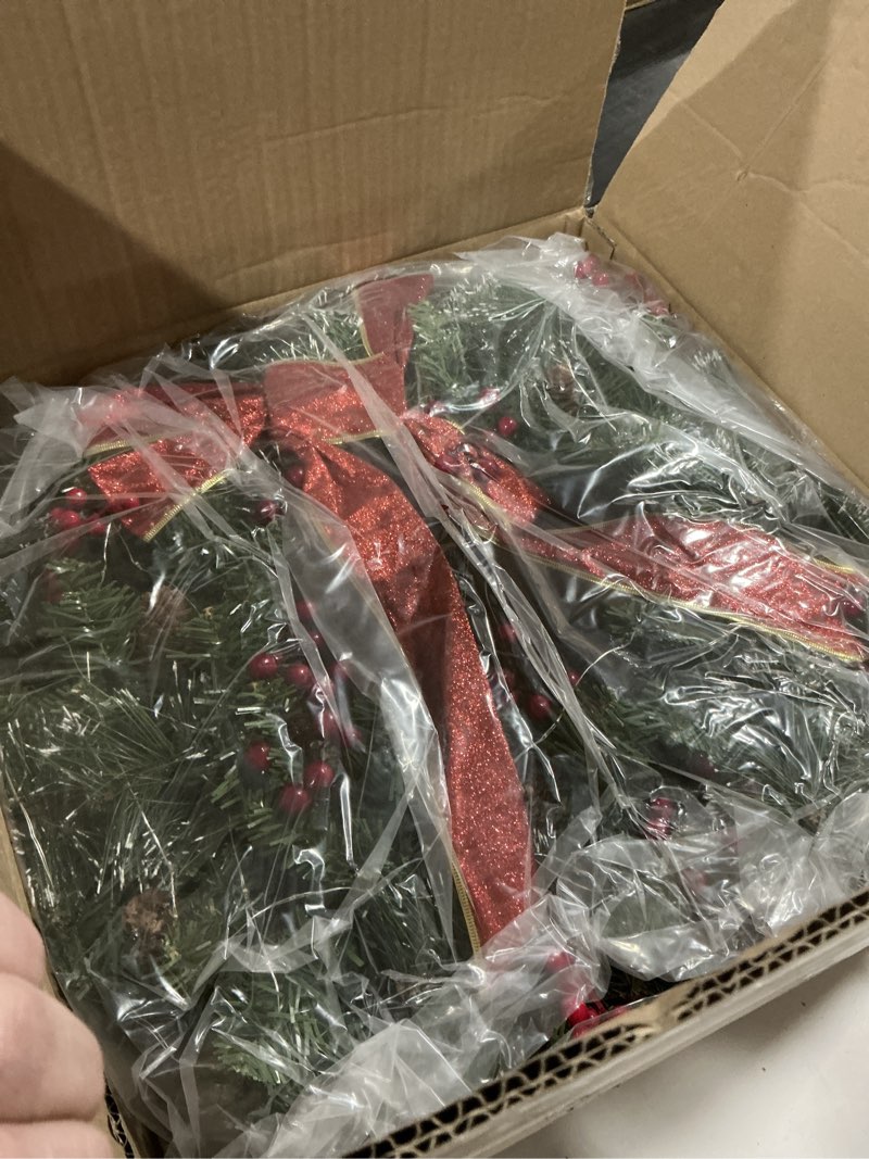 Condition photo showing Good Condition for Christmas Wreath Front Door Wreath - 24 Inch Pre-Lit Outdoor Wreaths for Front Door Battery Operated 55 White Lights Bulbs Christmas Decoration Wall Wreath Outside DiliComing 24IN Green