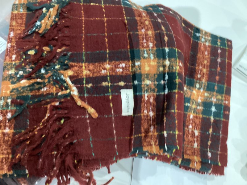 Condition photo showing New/Like New for Women's Long Knit Scarf Winter Chunky Scarfs Warm Big Wrap Thick Winter Fashion Scarves for Outdoor Men & Women 4.6 4.6 out of 5 stars   (215)