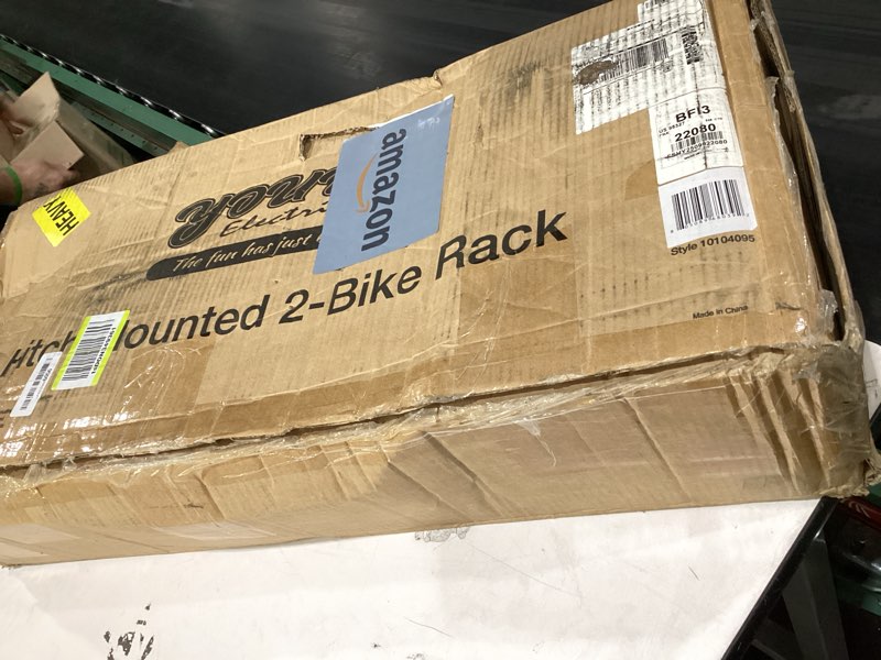 Condition photo showing Good Condition for hitch mounted 2-bike rack