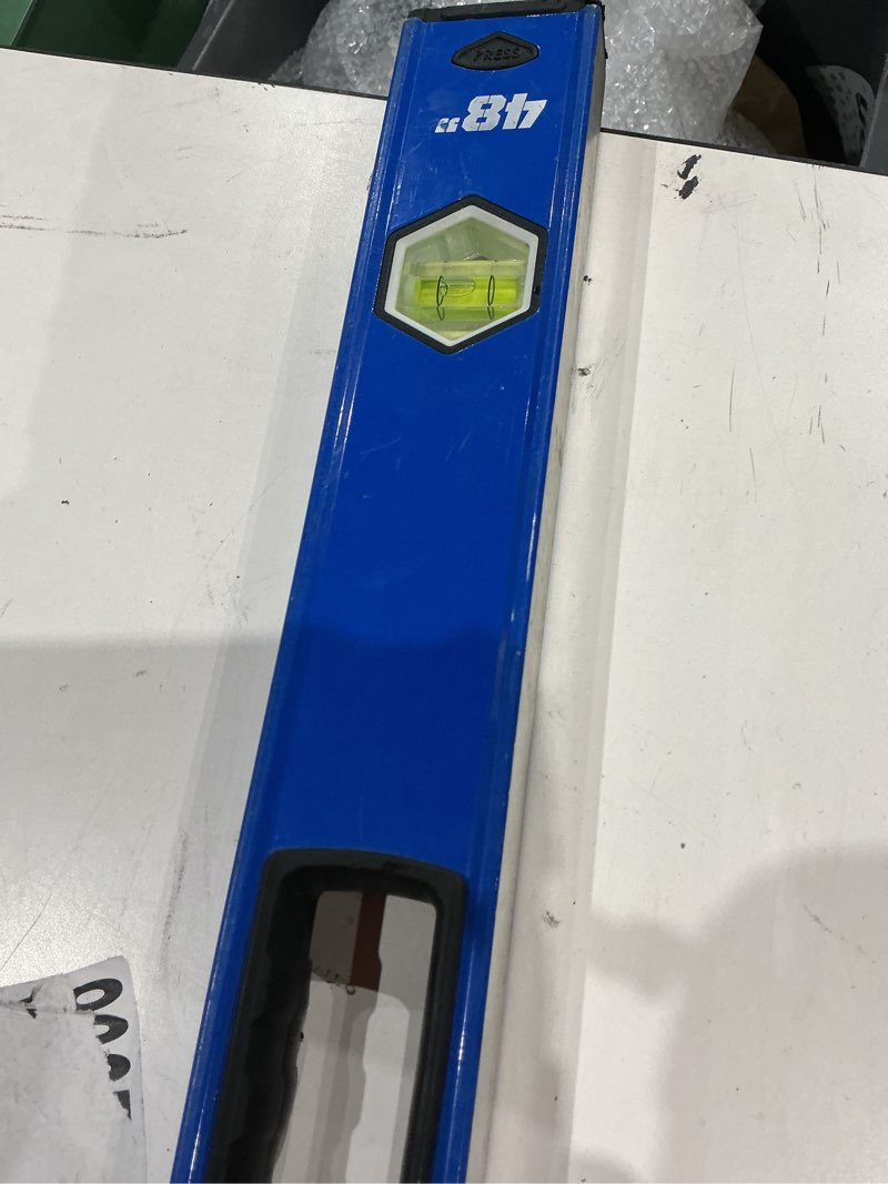 (used)kobalt aluminum 48-in 2 vial box beam level