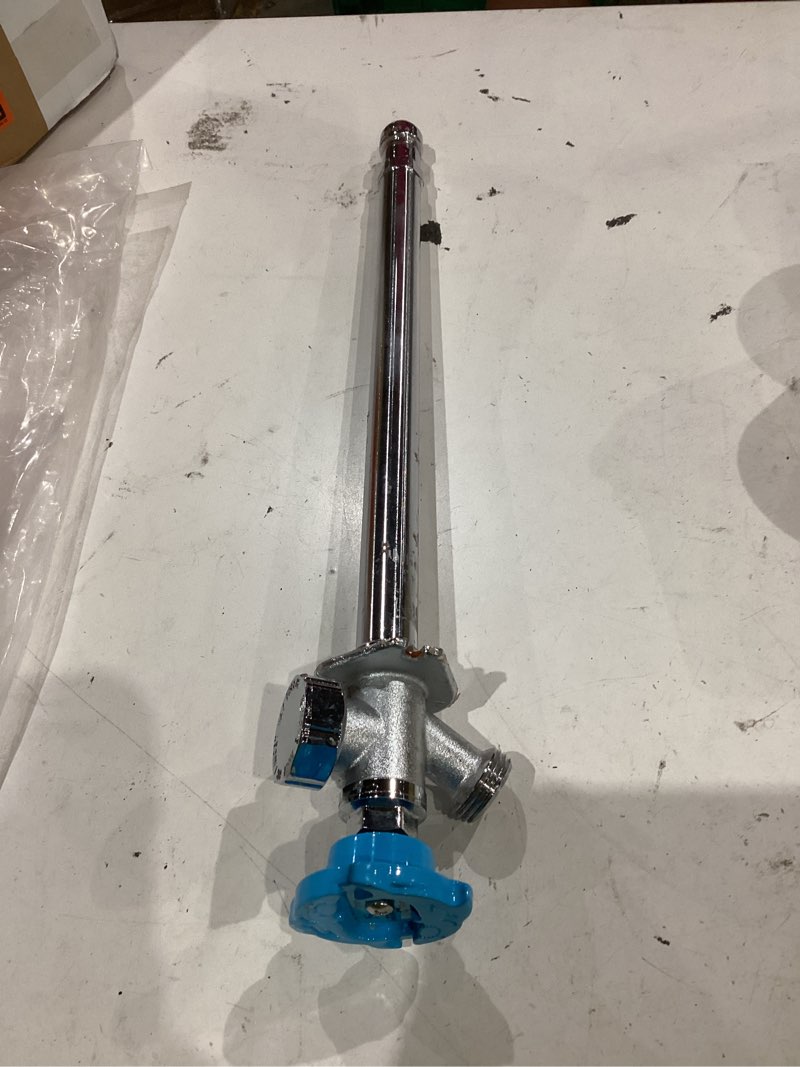 Condition photo showing Good Condition for sharkbite 12-in l x 1/2-in push-to-connect brass anti-siphon frost resistant multi turn sillcock