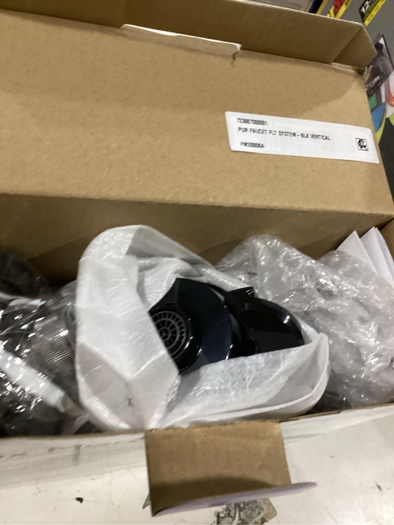 Condition photo showing Good Condition for pur faucet mount water filtration system, water filter for sink faucets, fm2000b, black