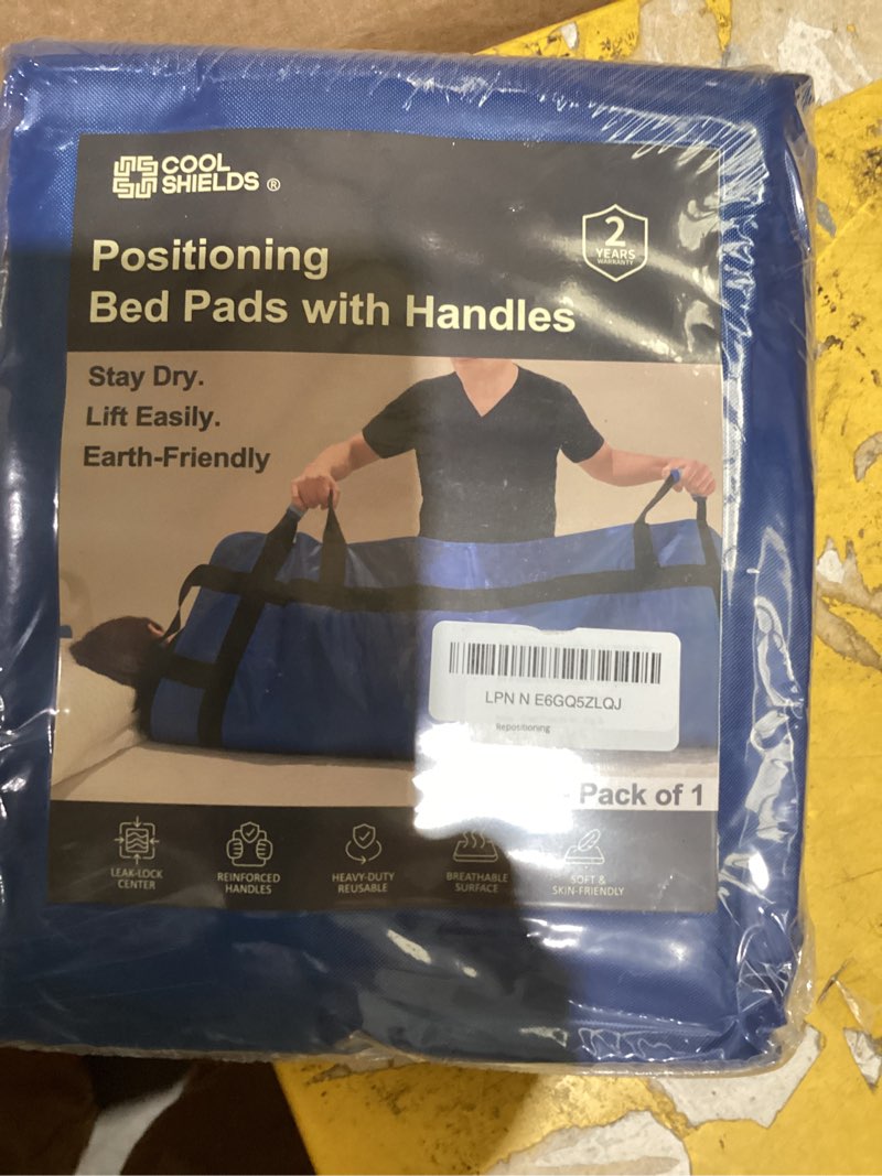Condition photo showing Good Condition for coolshields positioning bed pad with 8 reinforced handles, 34" x 52" washable waterproof transfer & sliding sheet for repositioning, turning & everyday care 34" x 52" - pack of 1