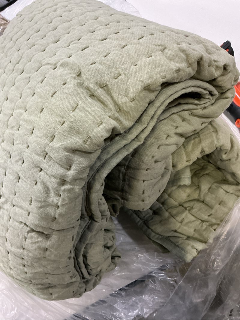 Condition photo showing As Is for quince european linen cotton stitch quilt set, full/queen, willowleaf