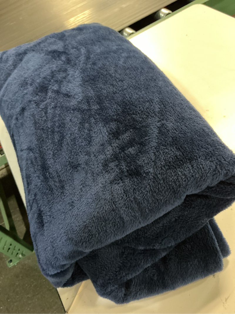 Condition photo showing Good Condition for mainstays super soft plush blanket, dark blue, full/queen, adult/teen
