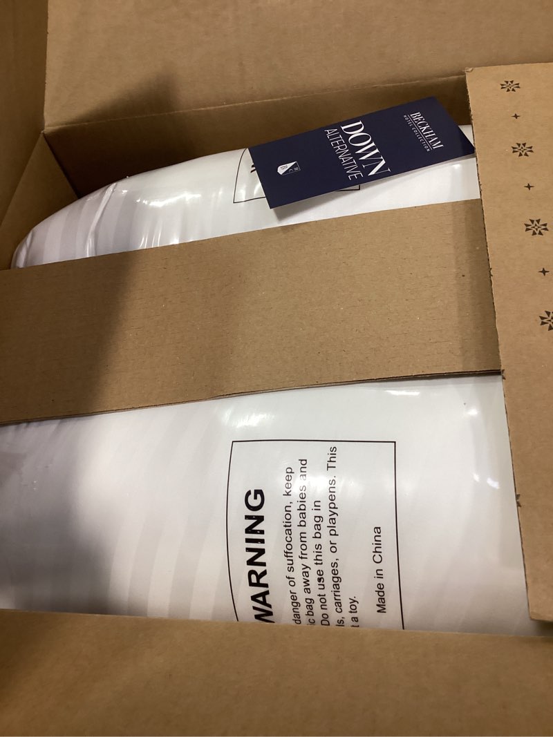 Condition photo showing New/Like New for Beckham Hotel Collection Bed Pillows Standard/Queen Size Set of 2 - Original Soft Down Alternative Pillow for Sleeping - Soft Support for Back, Stomach or Side Sleepers