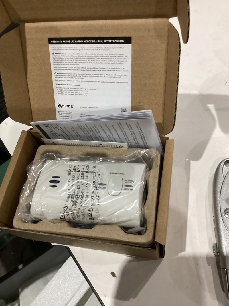 Condition photo showing Good Condition for Kidde Carbon Monoxide Detector, Battery Powered CO Alarm with LEDs, Test-Reset Button, Low Battery Indicator, Portable