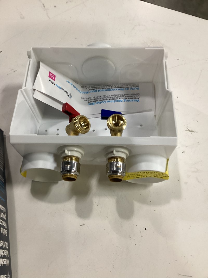 Condition photo showing Good Condition for 1/2 in. push-to-connect x 3/4 in. mht brass washing machine outlet box