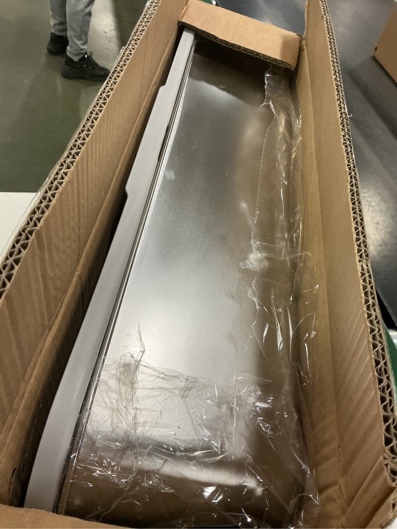 Condition photo showing Good Condition for Stainless Steel Litter Box | XL Enclosed Cat Litter Boxs with Lid for Big Cats | High Sided, Anti-Urine Leakage | Non-Stick Bottom & Includes Litter Mat & Metal Scoop X-Large Silver Gray