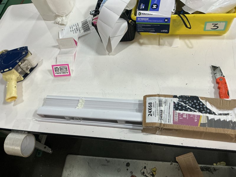 Condition photo showing New/Like New for lotus & windoware cordless mini blind, 1" vinyl slats, 24" wide x 68" long - white, window blinds for home and office, interior door blinds - light filtering 24"w x 68"h white