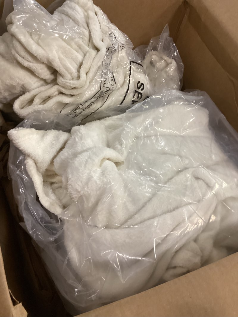 Condition photo showing Good Condition for VitalCozy 30 Pack Wedding Fleece Blankets for Guests Bulk Warm Flannel Soft Cozy Throw Blankets for Wedding Favors, Homeless(Khaki,50 x 60 Inch) Khaki 50 x 60 Inch