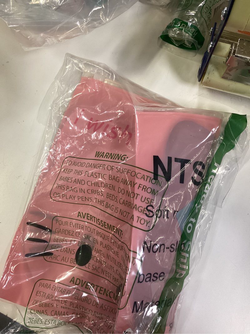 Condition photo showing New/Like New for Hello Kitty Mouse Pad, Cute Mouse Pad for Computer Laptop - Hello Kitty Accessories - Kawaii Anime Design Supplies Office Desk Decor Stuff for Women Girls (Pink)