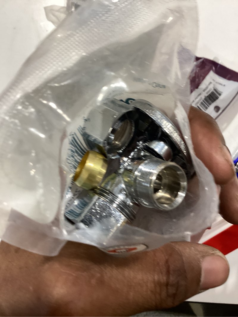 Condition photo showing Good Condition for sharkbite compa1212z brass ball angle valve, quarter turn, 1/2 x 1/2 in. - quantity 1