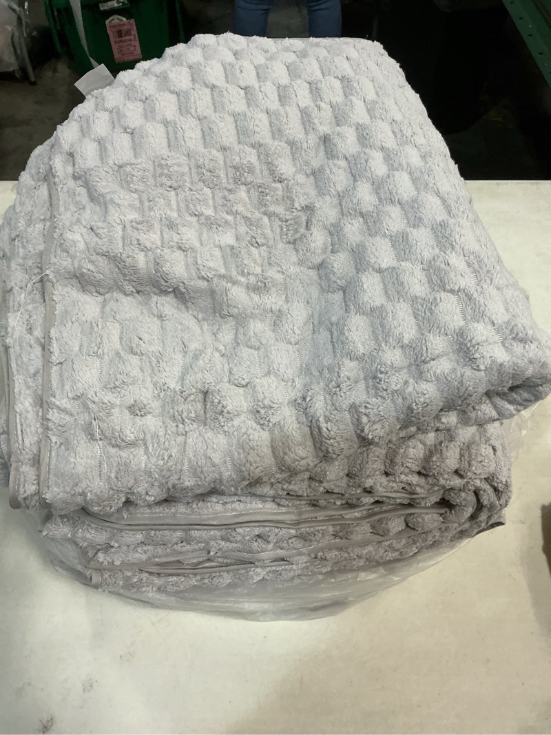 Condition photo showing Good Condition for smoothnovelty 8 pack microfiber bath towels bulk 27'' x 60'' oversized bath towel highly absorbent extra large shower sheets soft drying for beach pool bathroom salon party (light grey)