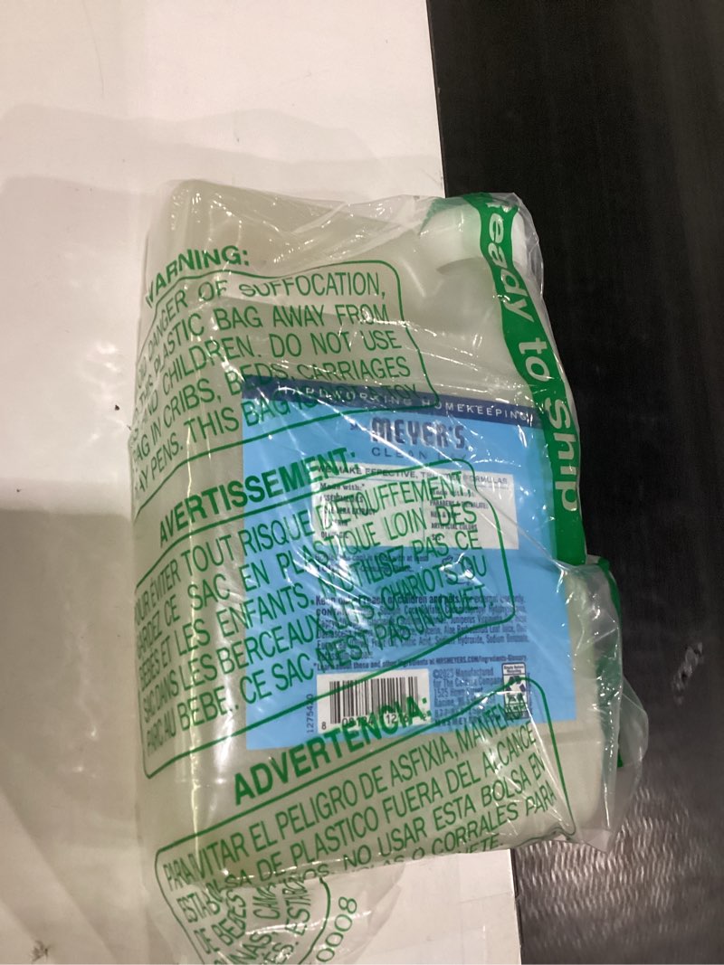 Condition photo showing Good Condition for meyers clean dry hand soap
