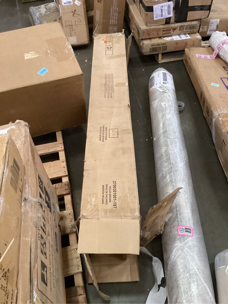 https://lotting-media.assets.bidfta.com/lotting_ac64cd0f-78ff-4d48-9a77-8d0a28681606