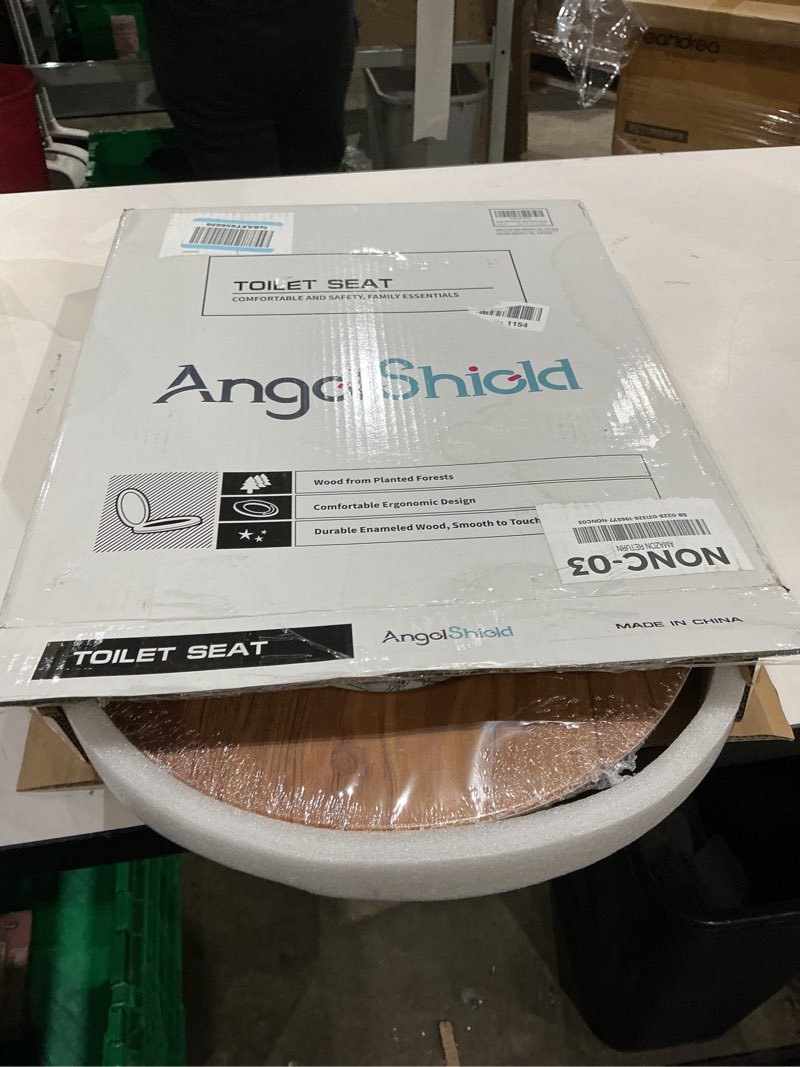 Condition photo showing Good Condition for round toilet seat molded wood toilet seat with quietly close and quick release hinges, easy to install also easy to clean by angol shiold (round, natural) round - metal hinge natural