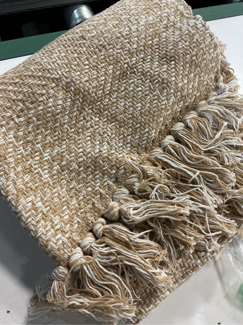 Condition photo showing Good Condition for collive small bathroom rug, 2' x 3' hand-woven low profile front entryway rug, tan cotton reversible washable kitchen mat modern farmhouse carpet for foyer bedroom back door decor tan/cream 2' x 3' (rectangular)
