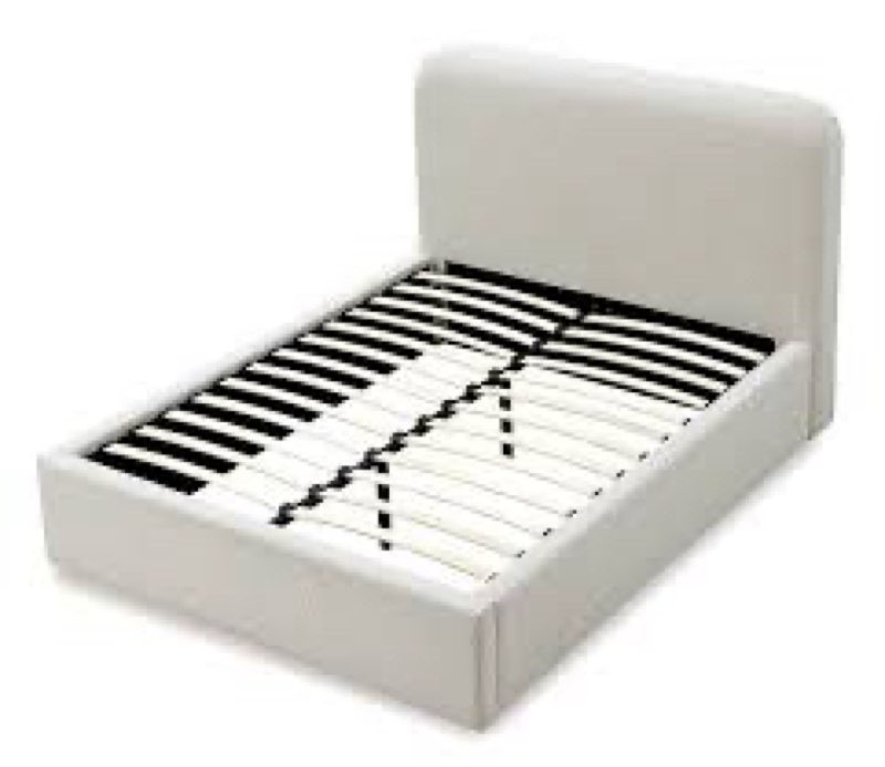 California King Upholstered Platform Bed in Ricotta Boucle(incomplete) (pick up 2 box) 