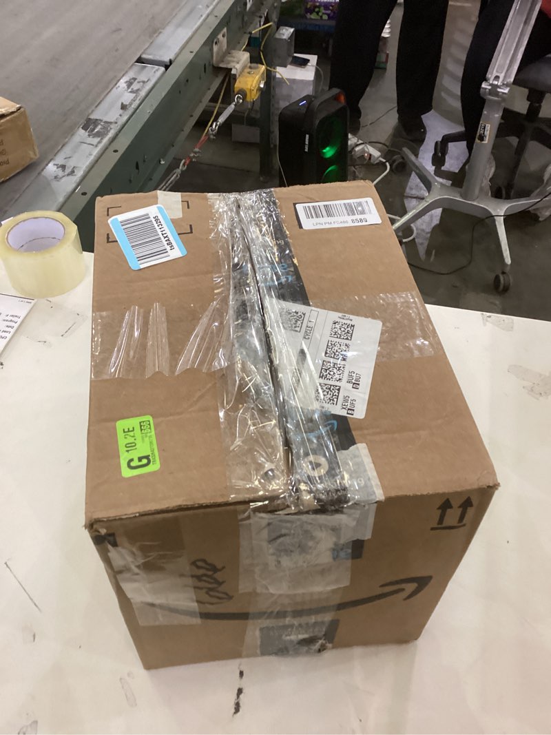 Condition photo showing New/Like New for Schutt helmet