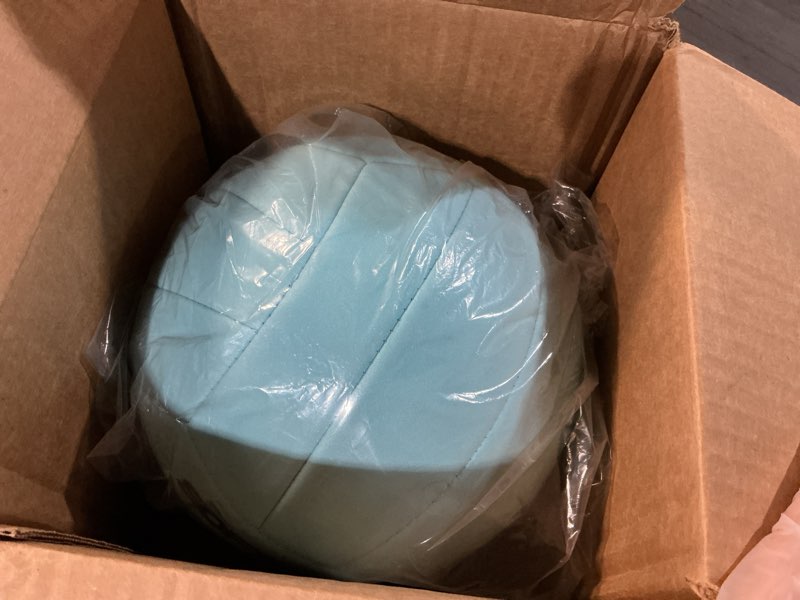 Condition photo showing Good Condition for wilson soft play volleyballs - official size blue